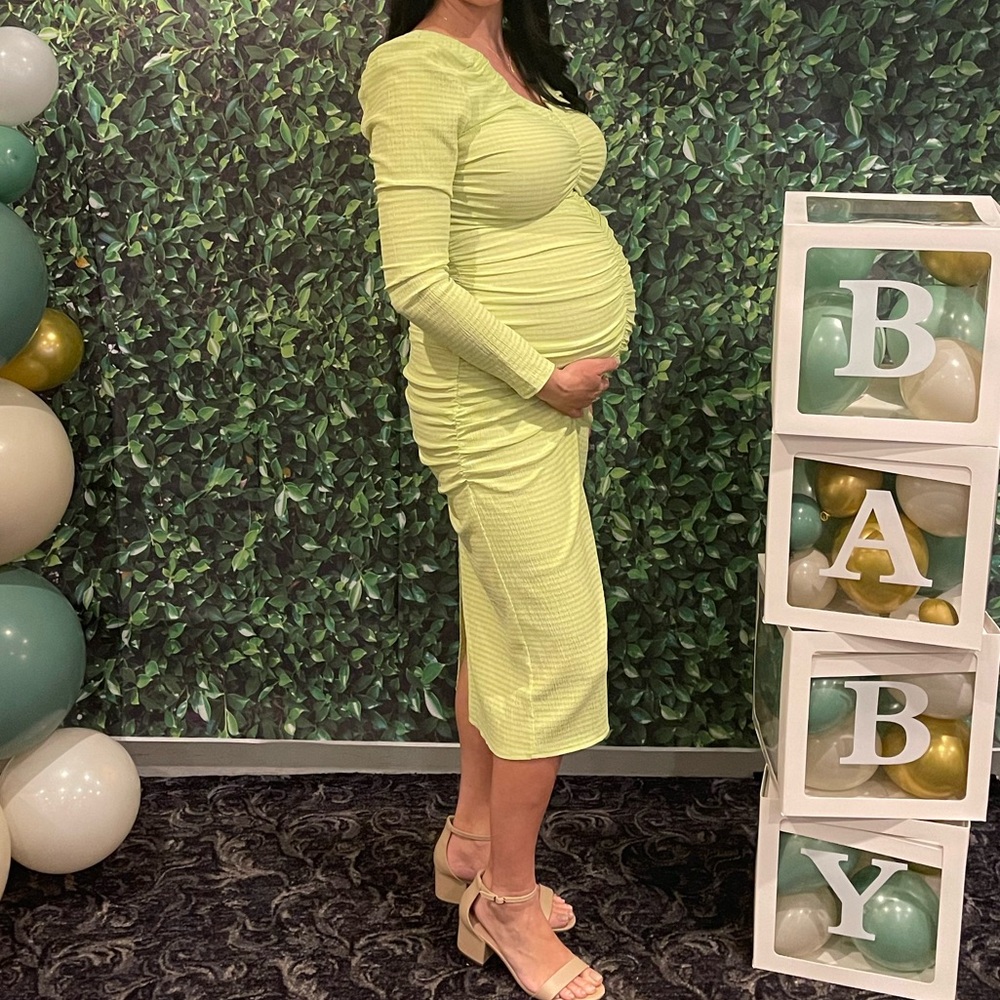 lime green, thin, comfortable dress, maternity or non maternity, it  stretches